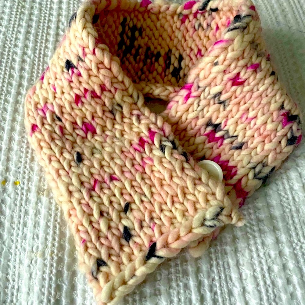 Hand knit neck warmer